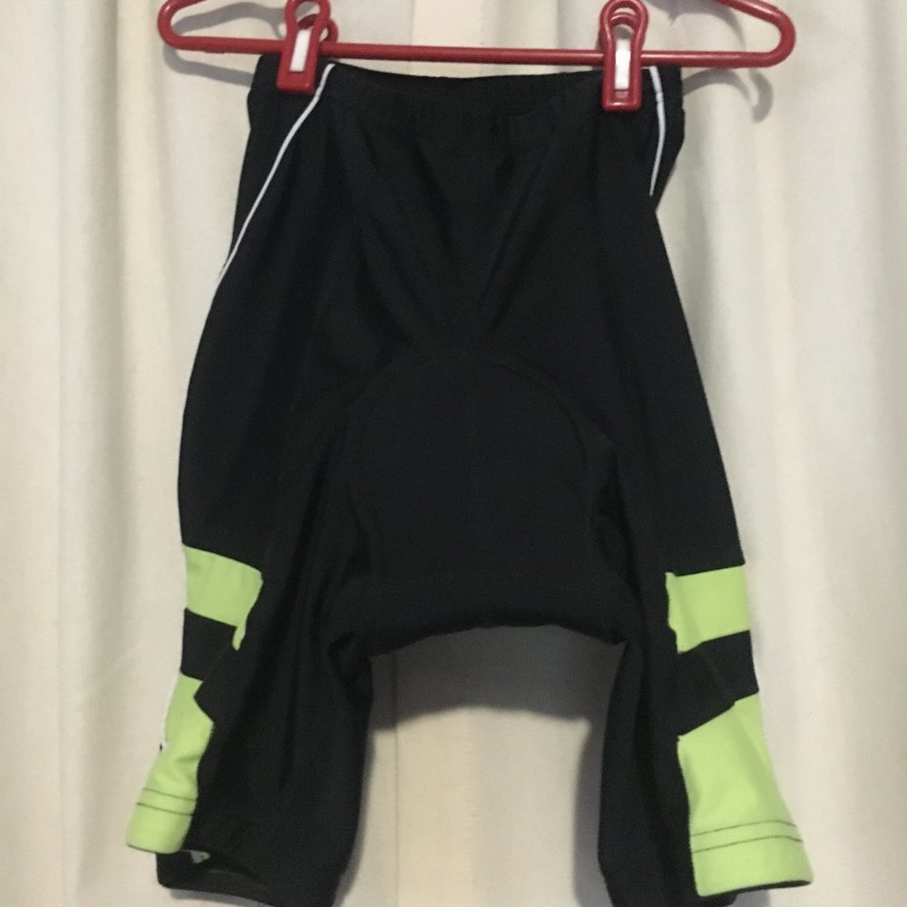 Tenn Outdoors Cycling Bike Short Small Green Black Padded
